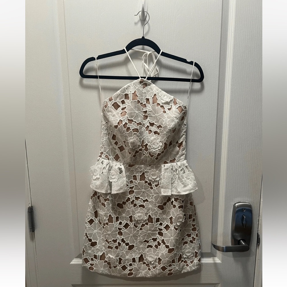 Elliatt Seafarer Lace Halter
Neck Mini Dress Bridal Bachelorette Dress L NWT$319 - Picture 9 of 10